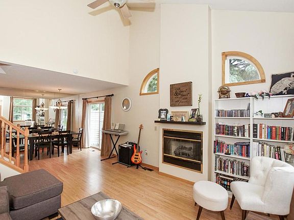 5th image of 15321 Greenhaven Ln APT 108
