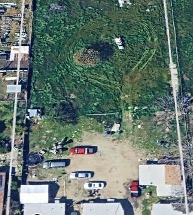 5th image of 844 E River Avenue