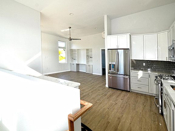 2nd image of 1020 Pacific Beach Dr