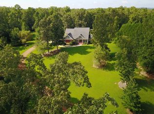 120 Hendricks Rd, White, GA 30184