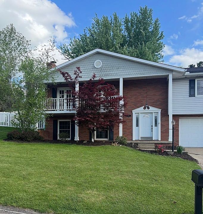 1st image of 190 Greentree Dr