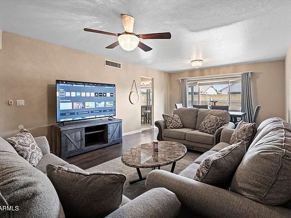 4th image of 5443 W Dahlia Dr