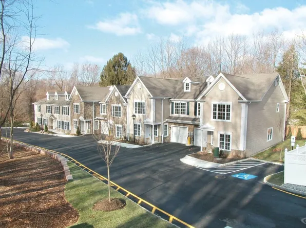 53 Division Ave #A4, New Providence, NJ 07974
