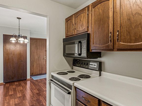 5th image of 10340 W Whitnall Edge Dr