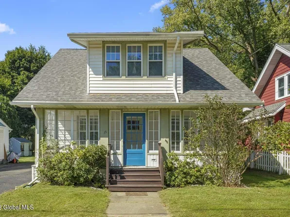 15 Knowles Terrace, Albany, NY 12203
