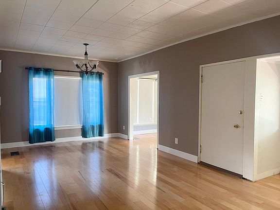 2nd image of 47 W Grandview Ave