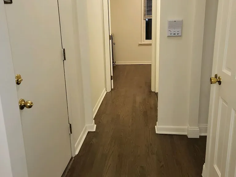 2633 W Ainslie St — Photo 16