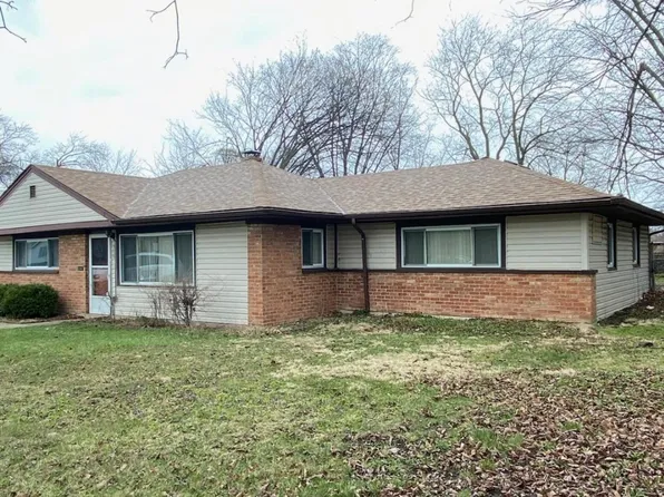 316 Blackhawk Dr, Park Forest, IL 60466