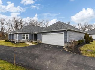 1387 Epworth Forest Dr, Lancaster, OH 43130