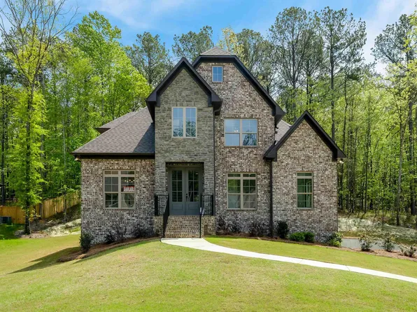 2120 Grey Oaks Ter, Pelham, AL 35124