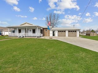 620 W 6th St, Minonk, IL 61760