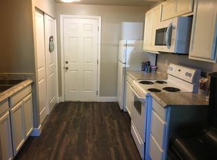 8563 S Johnsonway Dr, Sandy, UT 84094