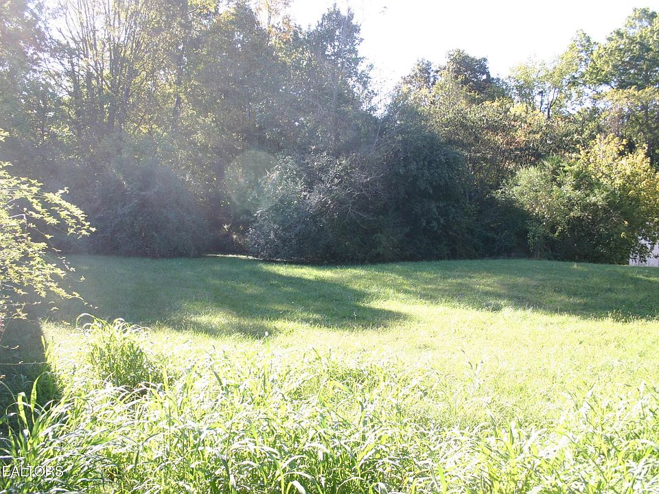 2nd image of 2024 Bernhurst Dr