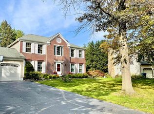 3 Webster Ct, Plainsboro, NJ 08536
