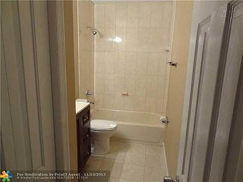 4th image of 6120 SW 48th Ct APT 4