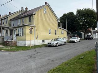 251 W Hazard St, Summit Hill, PA 18250
