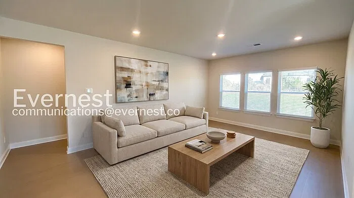4 bed, 4.0 bath, 2768 sqft, $2,645 — Photo 2