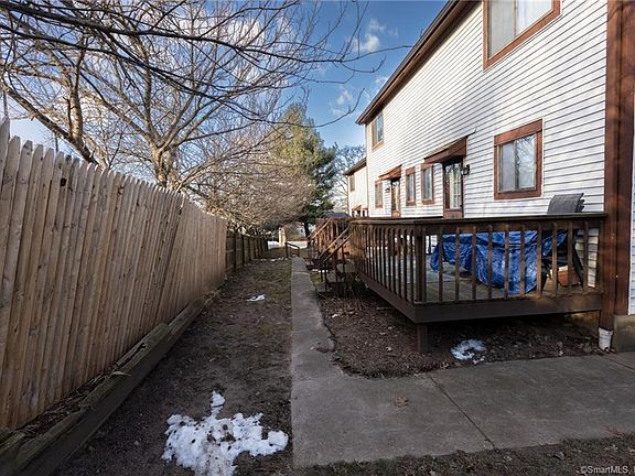 5th image of 515 Woodward Ave APT B