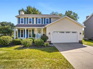 5241 Brockton Dr, Stow, OH 44224