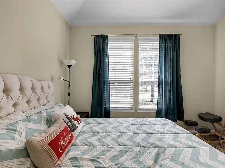 3058 Winterberry Ln — Photo 18