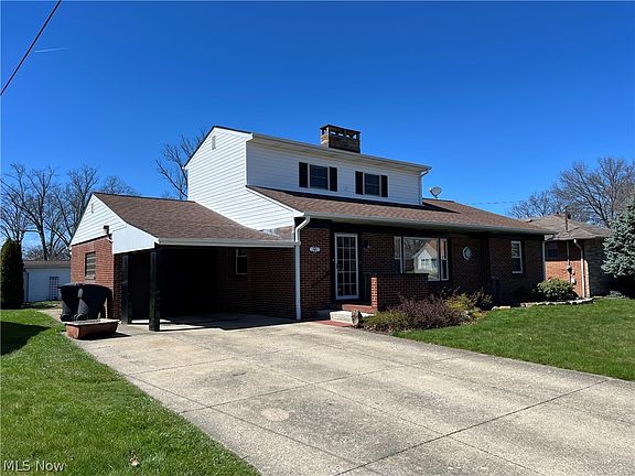 2nd image of 1147 Guarnieri Dr NE