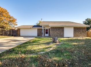3704 Memphis Ln, Fort Worth, TX 76133