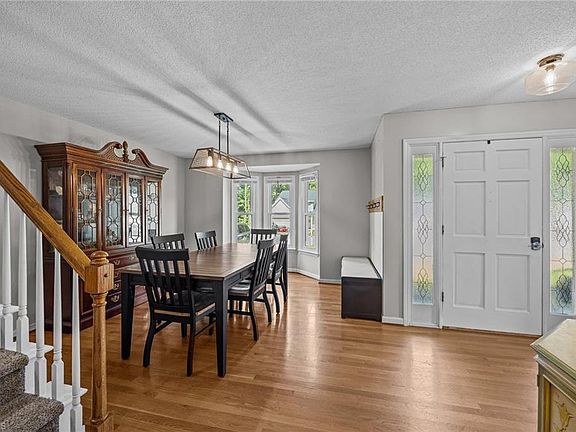 5th image of 1201 Deerfield Dr
