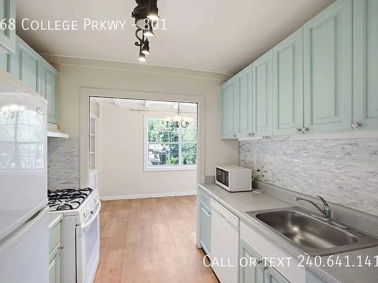 868 College Pkwy #301 — Photo 9