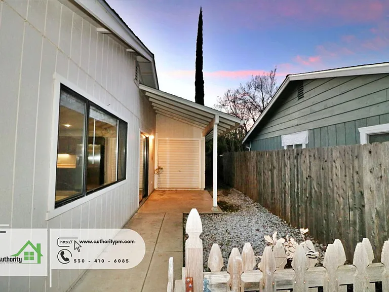 1947 Mary Lake Dr — Photo 21