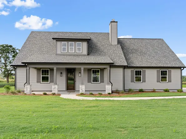 1140 Madison Hills Dr, Madison, GA 30650