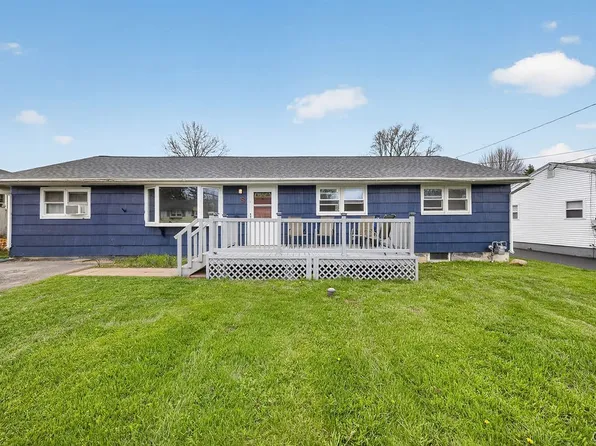 8 Mercer St, Baldwinsville, NY 13027