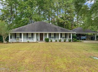 11 Melrose Cir, Hattiesburg, MS 39402