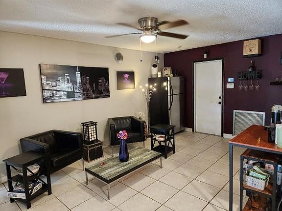 2nd image of 4920 NW 85th Avenue