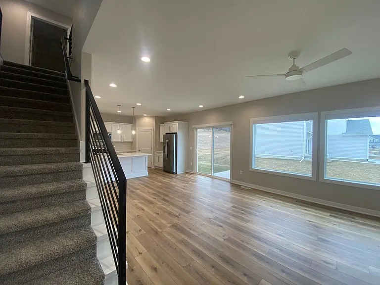10145 Divine Pl — Photo 2