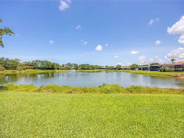 7863 Valencia Ct — Photo 49