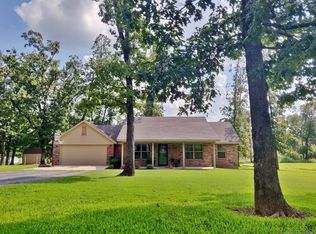 12935 W Southern Oaks St, Tahlequah, OK 74464