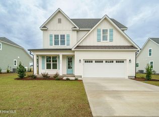 209 Windswept Ln, Beaufort, NC 28516