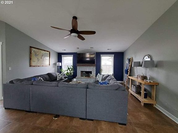 4th image of 8317 NE 106th Ave