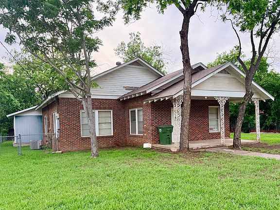 2nd image of 1215 NW 1st Ave
