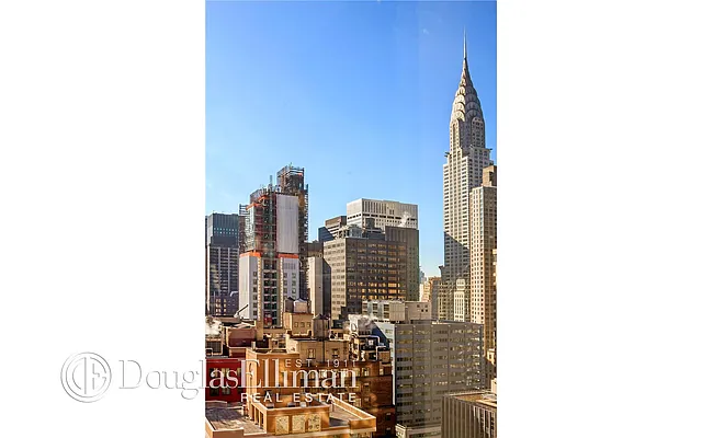 Rented by Douglas Elliman | media 17