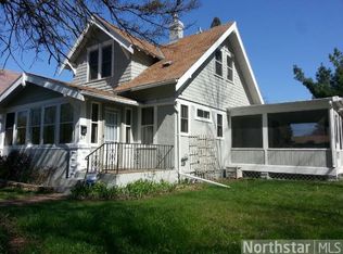 1557 7th St E, Saint Paul, MN 55106