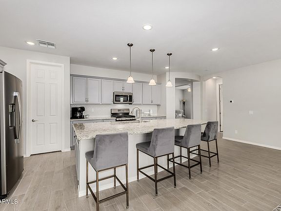 4th image of 15234 W MCKINLEY Street