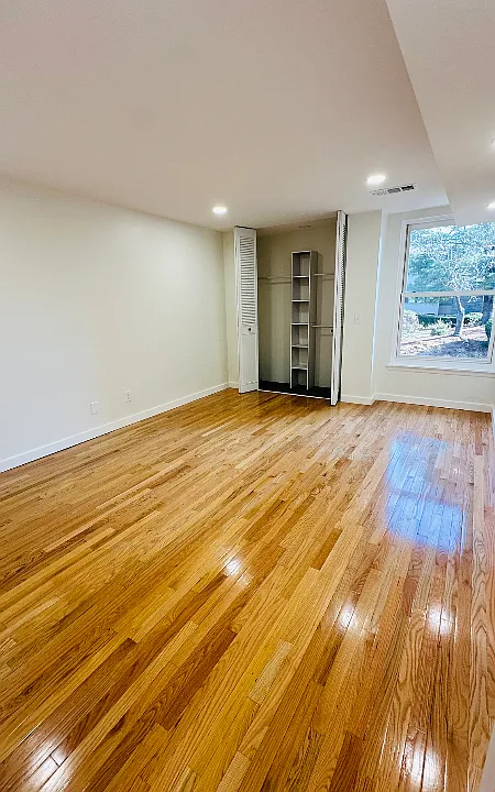 50F Shrewsbury Green Dr