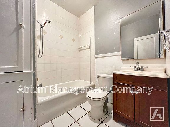 5th image of 811 E Concord St APT A