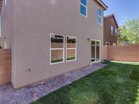 5th image of 6992 Town Forest Ave