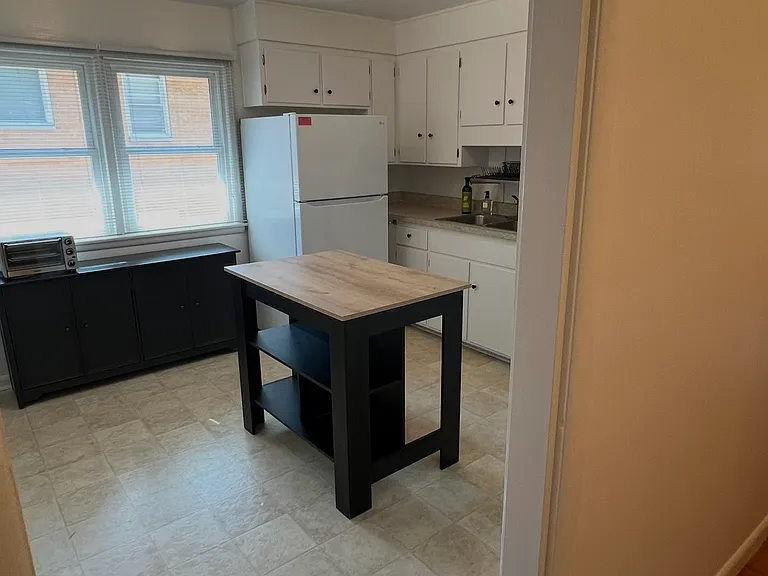 402 Rushmore Ln #4 — Photo 7