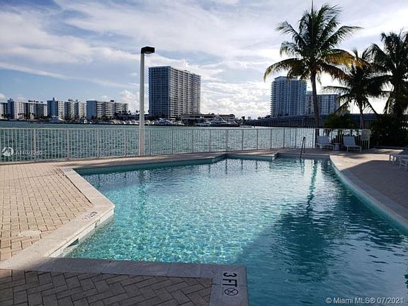 5th image of 2000 Bay Dr APT 411