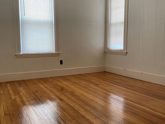 Bedroom #1