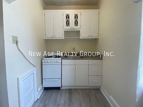 3rd image of 4806 Baltimore Ave Unit 3F