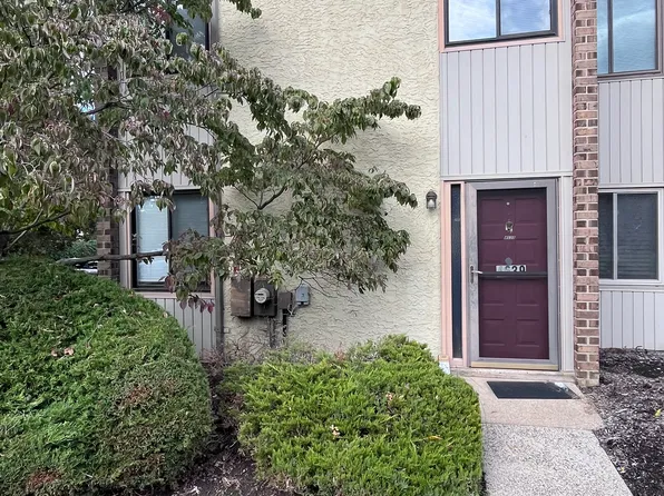 4639 Acton Ct, Bensalem, PA 19020